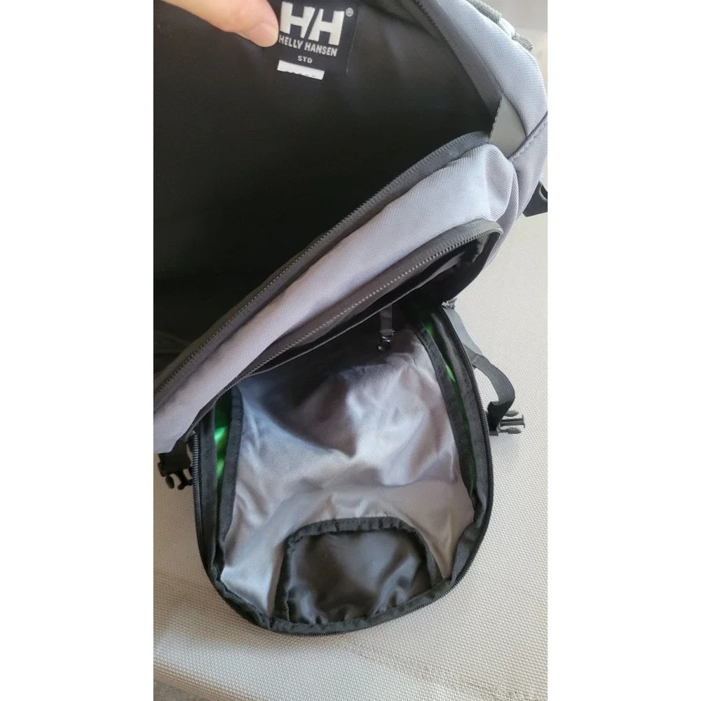 Helly hansen backpack outdoors travel school Gray Green